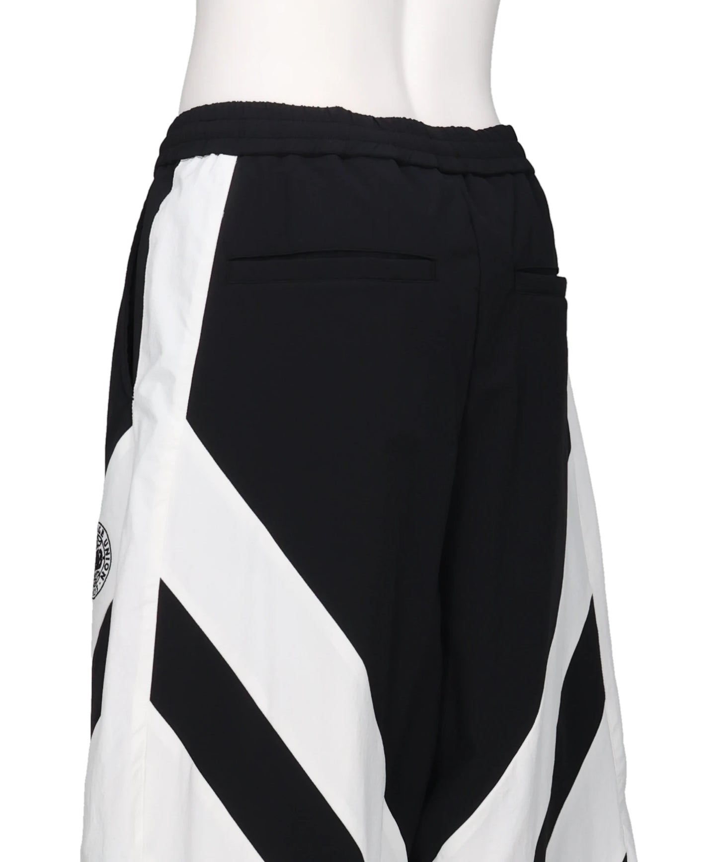 CHEVRON PUFFER NYLON TROUSER