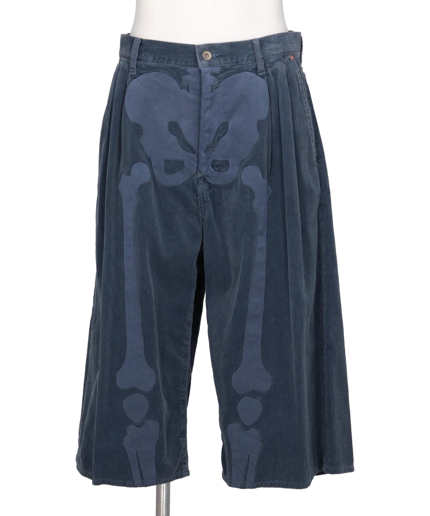 doublet(ダブレット) BONE APPLIQUE CORDUROY CROPPED PANTS