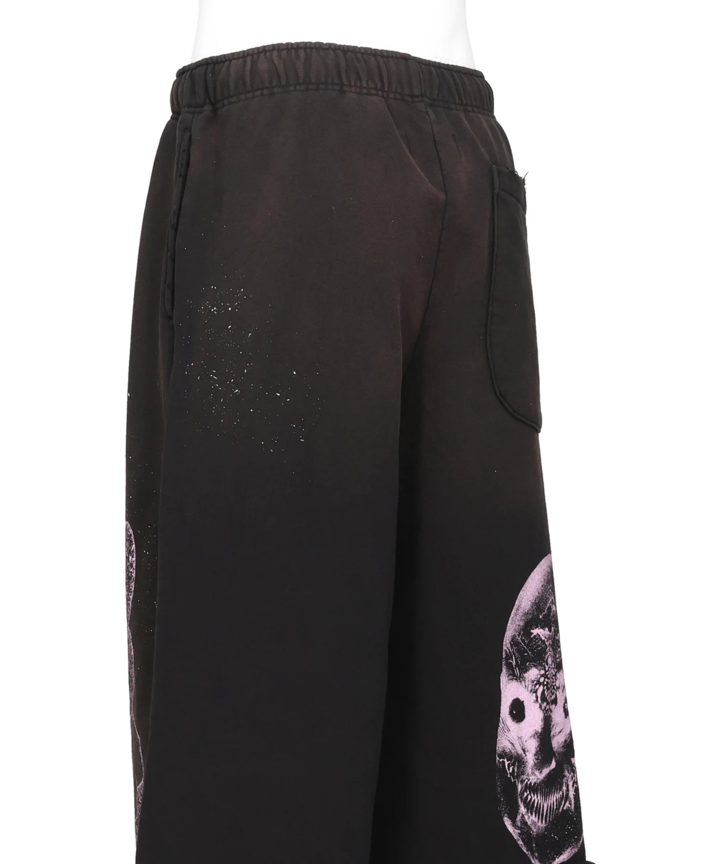 DESTROYED SWEAT PANTS