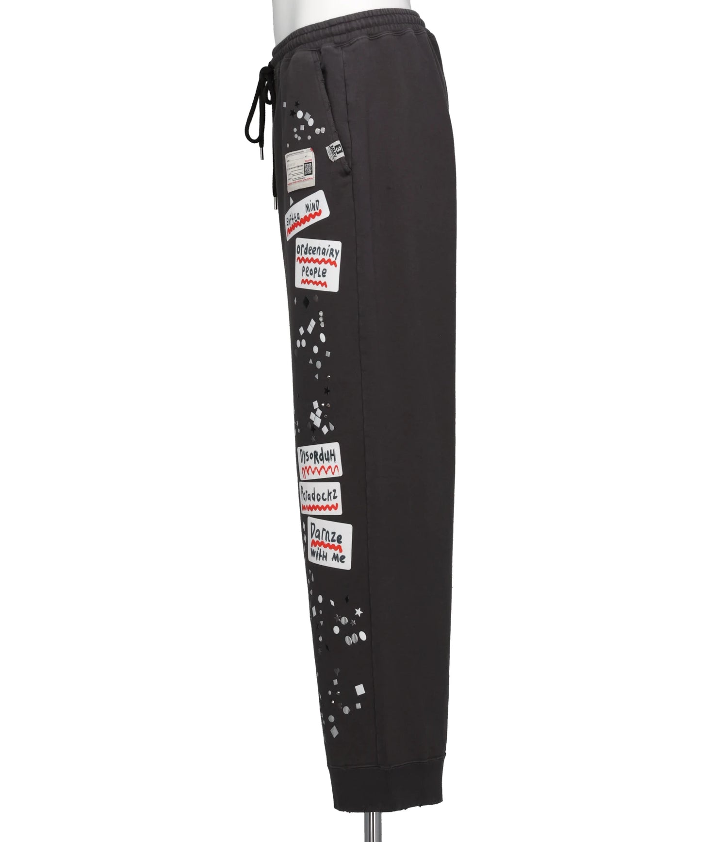 EMBELLISHED STICKER SWEAT PANTS