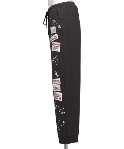EMBELLISHED STICKER SWEAT PANTS