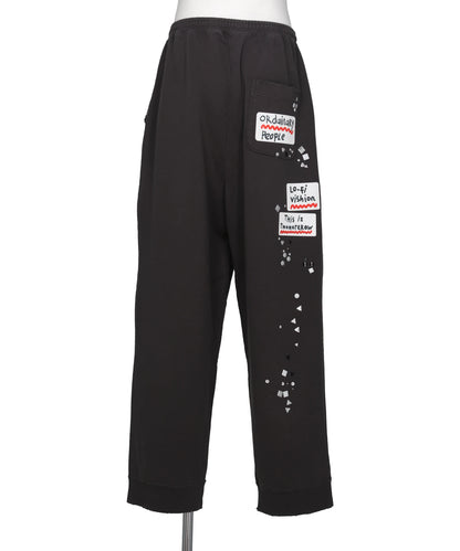 EMBELLISHED STICKER SWEAT PANTS