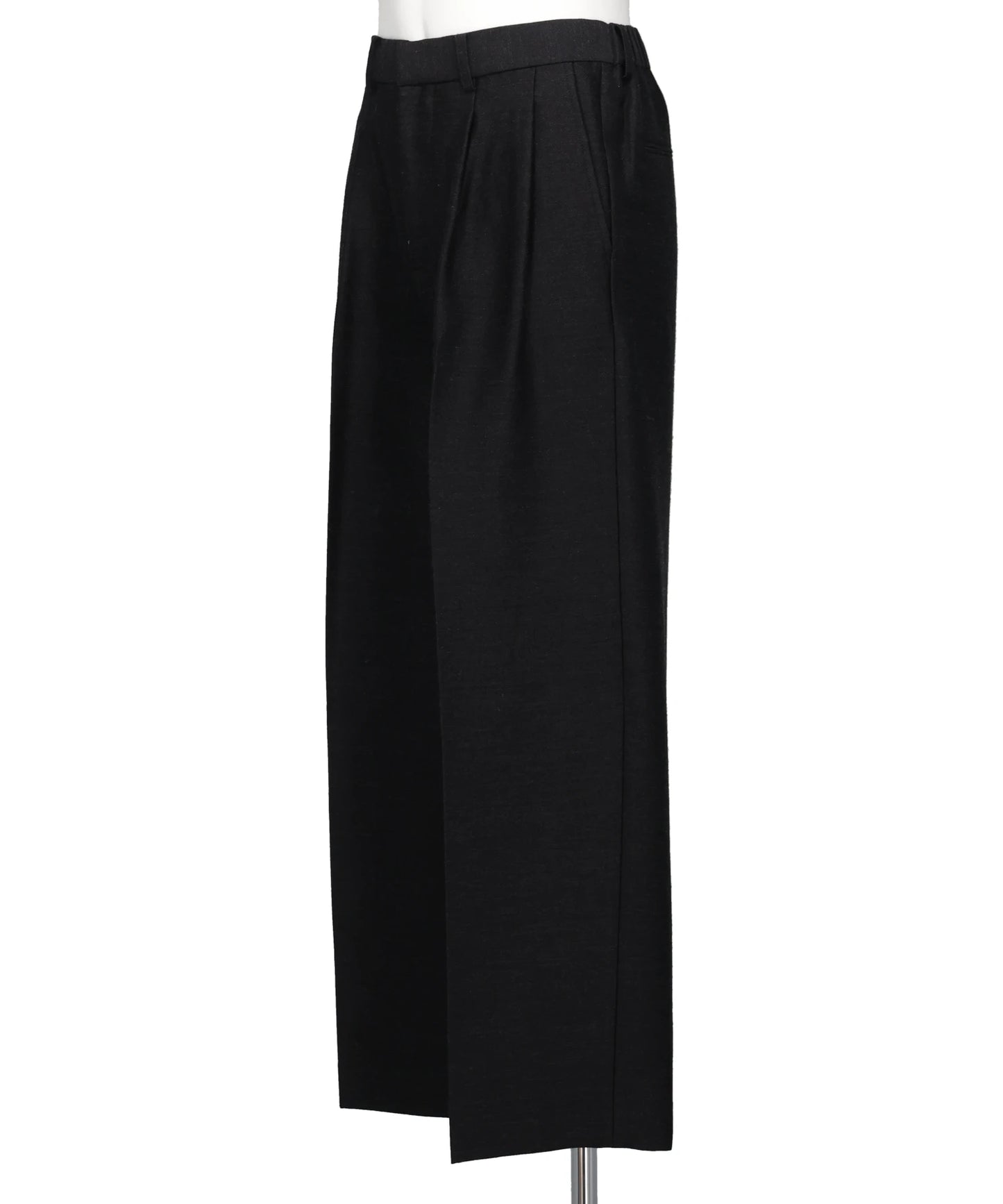 TWO-TUCK WIDE TROUSERS