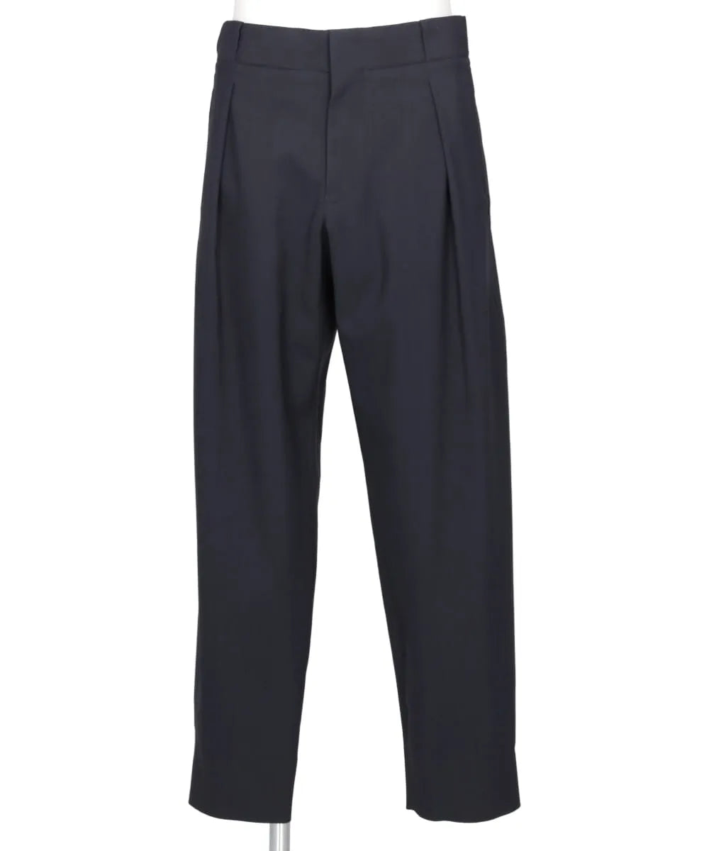 PLEATED TROUSER WITH LOOPS
