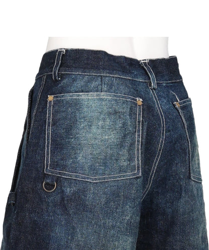 BLEACHED MINOR SHORTS