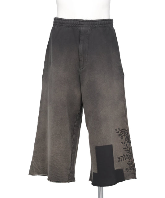 FLOWER EMBROIDERY SWEAT SHORTS