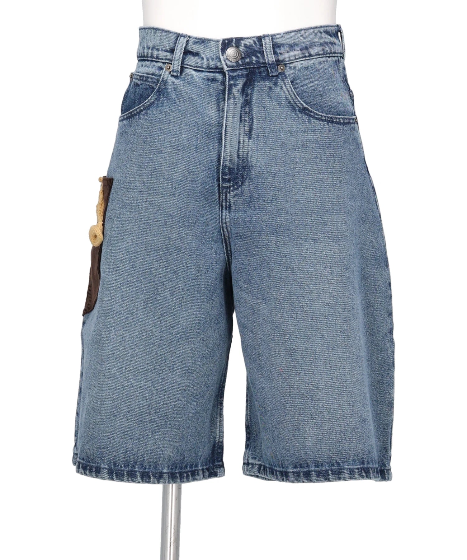 Charles Jeffrey LOVERBOY(チャールズ ジェフリー ラバーボーイ) 2026SS WIDE DENIM SHORTS WITH CROCHET TRUMPET- WASHED DENIM BLU