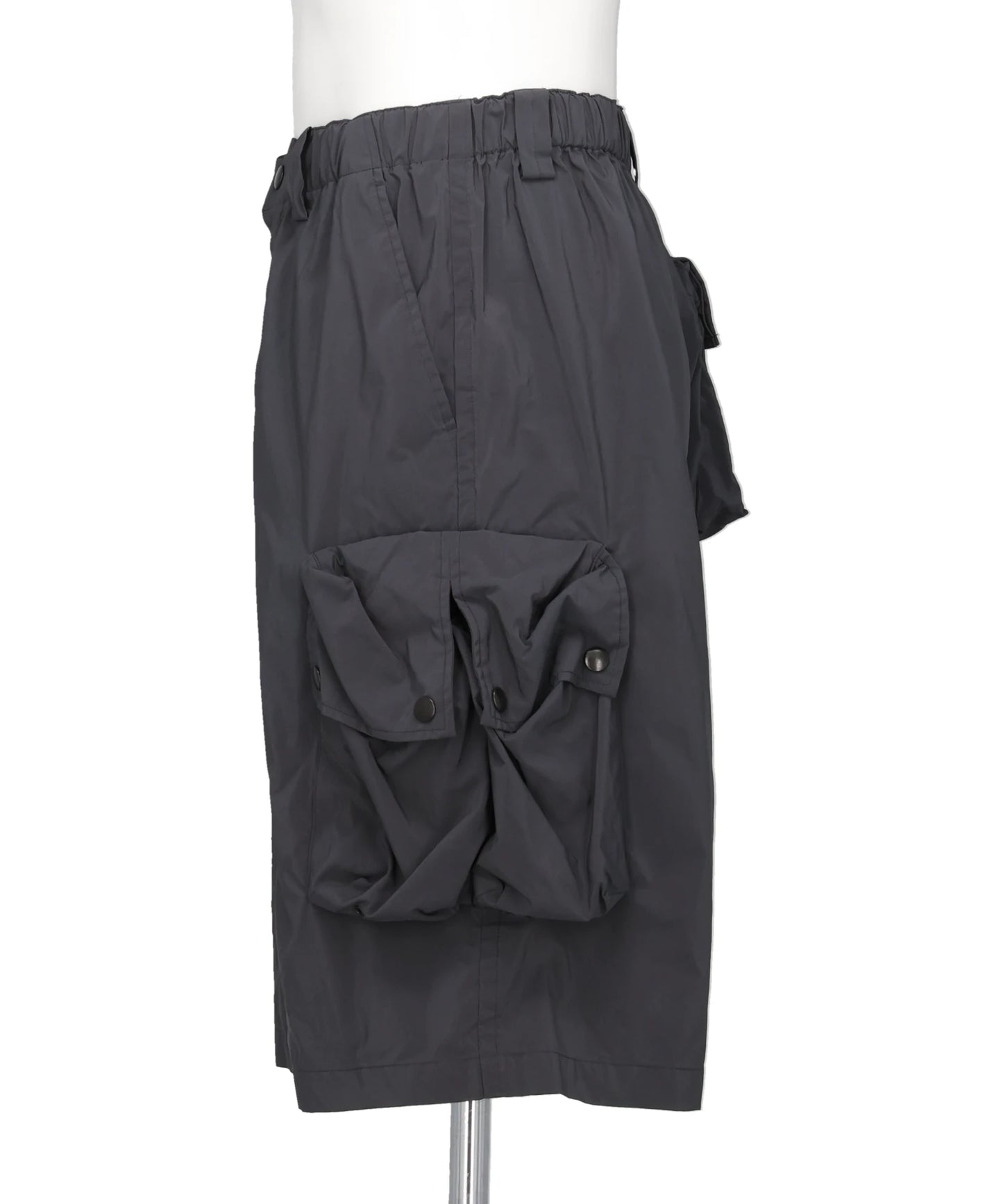 NYLON MULTI POCKET SHORTS