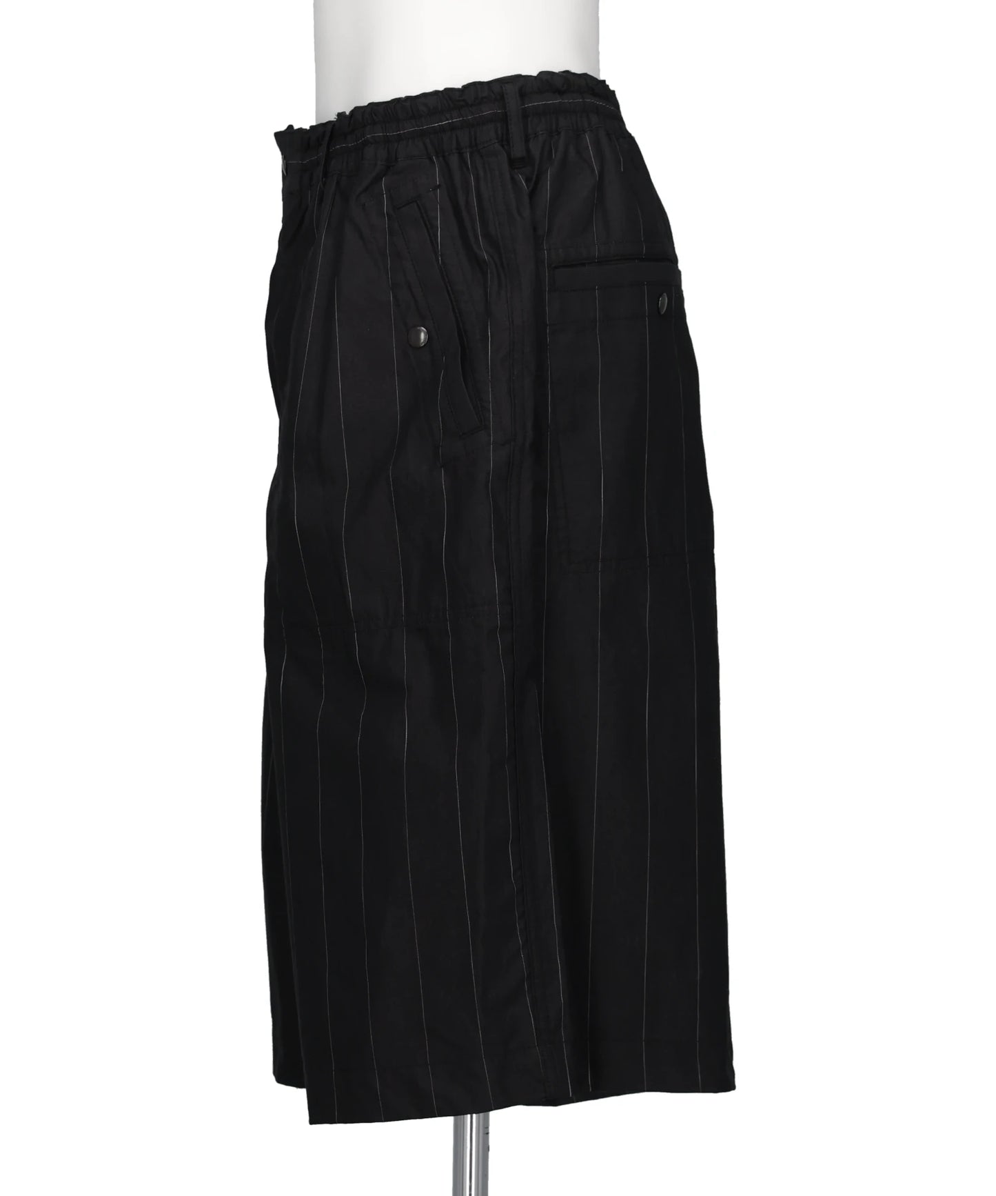 COTTON STRIPESUITING REVERSIBLE SHORTS