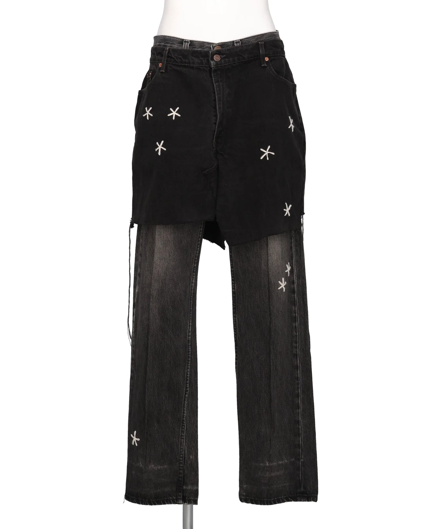 DISCOVERED(ディスカバード) NEWSED / SKIRT DOCKING FLOWEREMBROIDERYD DENIM