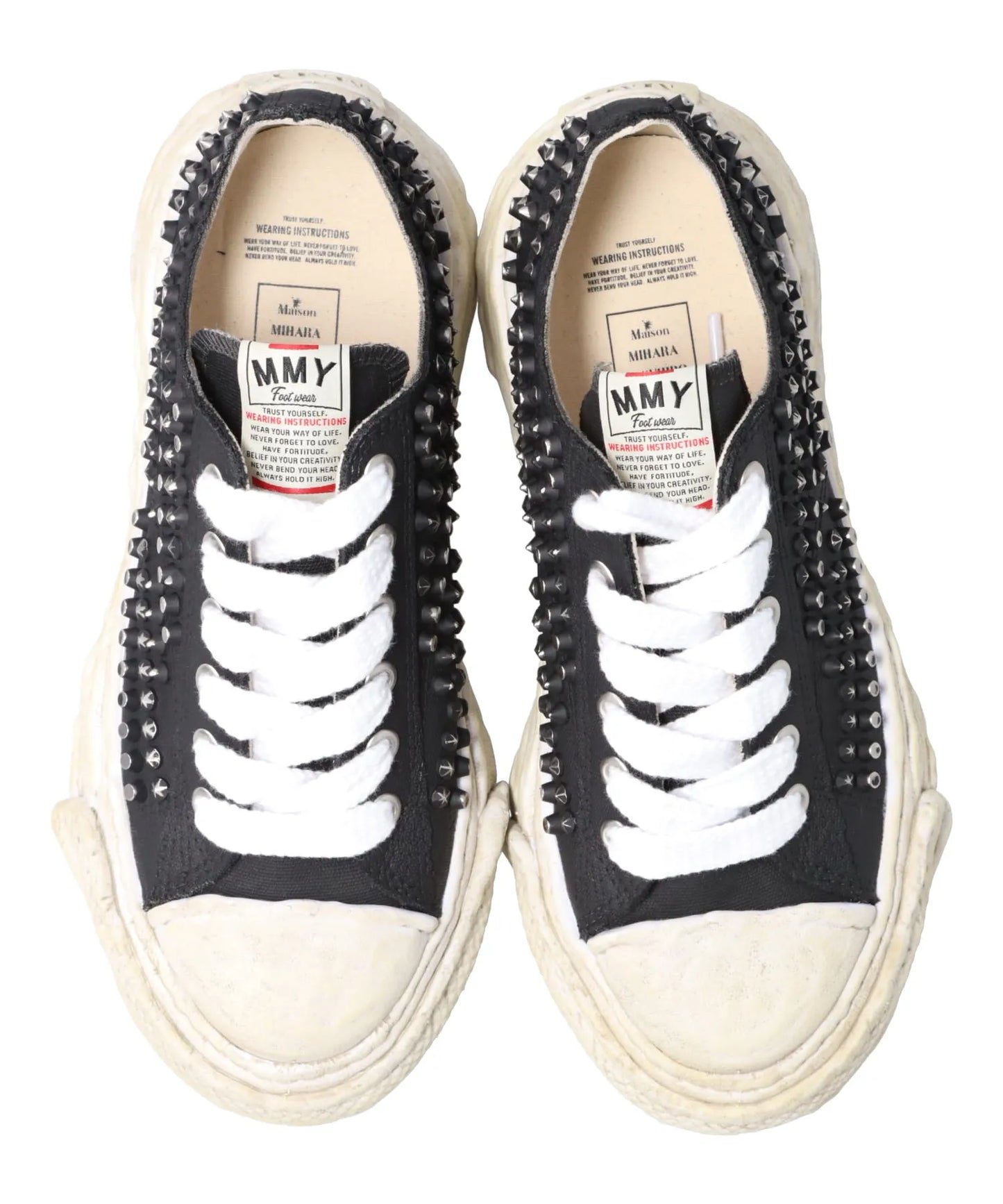 PETERSON 23/ORIGINAL SOLE STUDDED PAINT CANVAS LOW-TOP SNEAKER