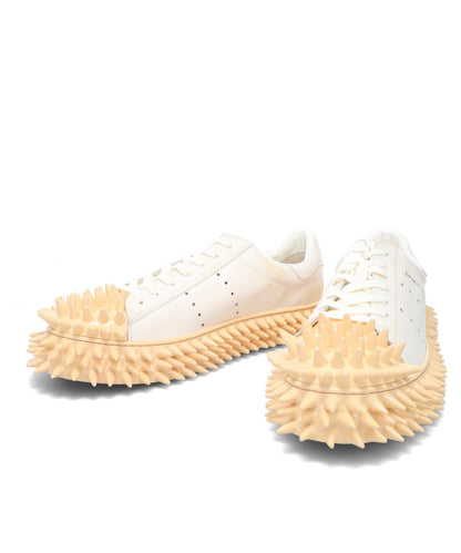 SPIKY LEATHER SNEAKER