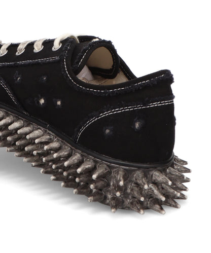 DIRTY SPIKE TOE CAP CANVAS SNEAKER