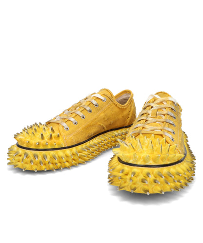 DIRTY SPIKE TOE CAP CANVAS SNEAKER