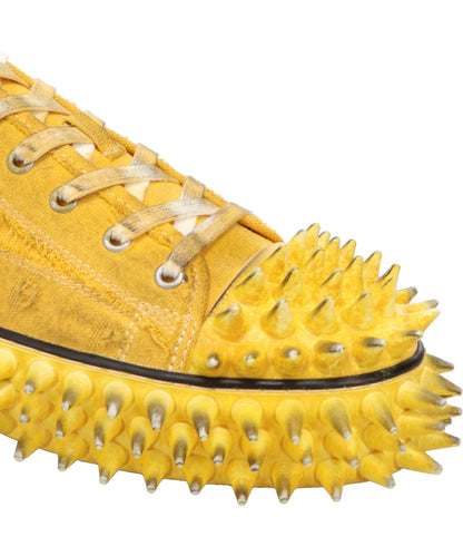 DIRTY SPIKE TOE CAP CANVAS SNEAKER