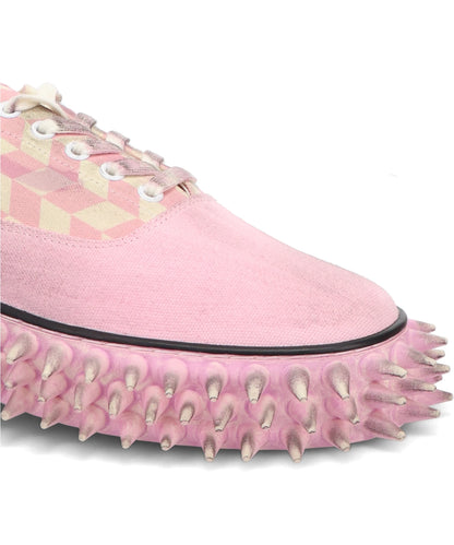 DIRTY SPIKE CANVAS SNEAKER
