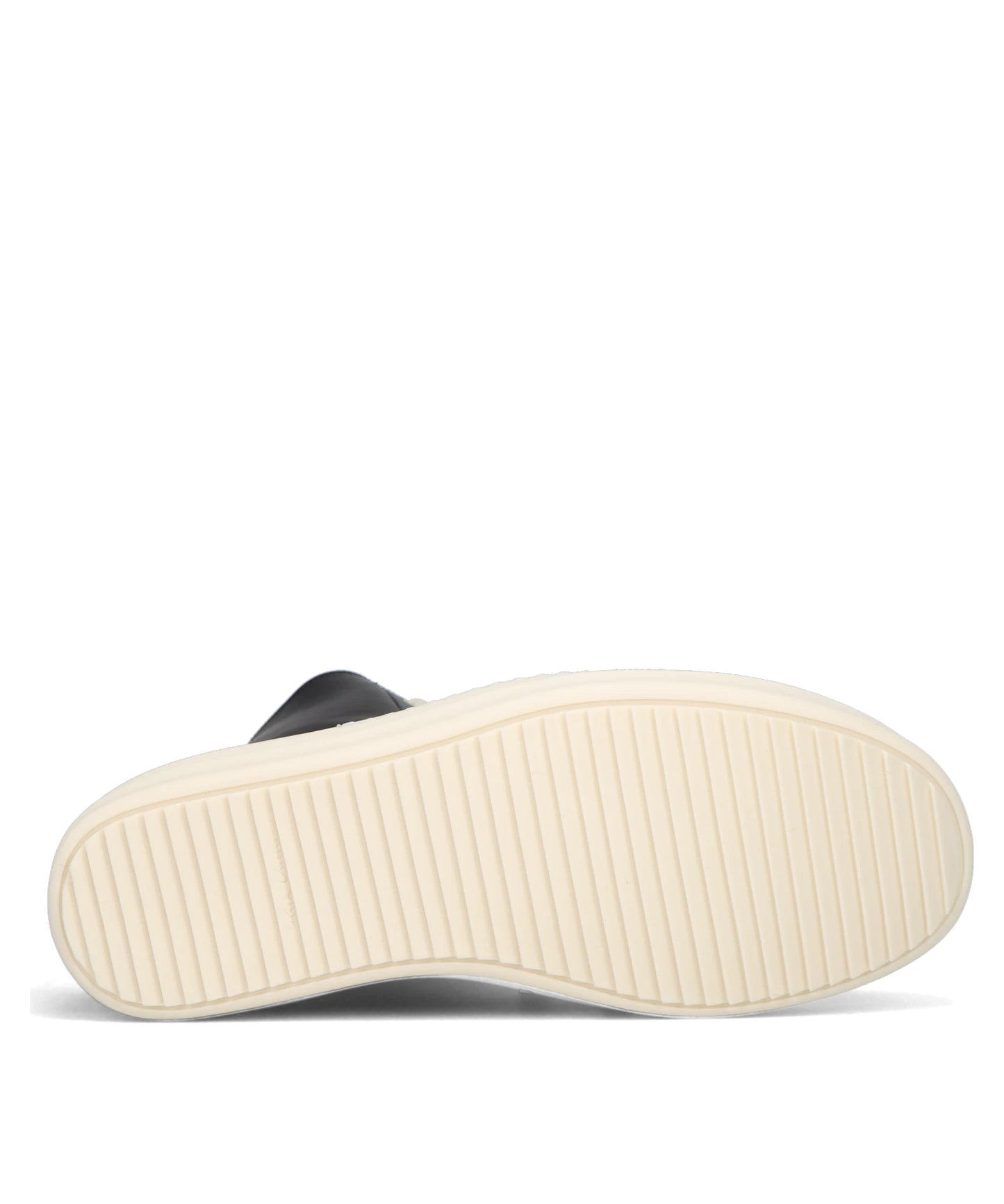 SNEAKS