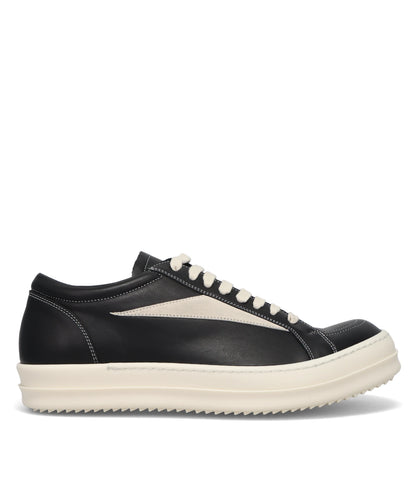 VINTAGE SNEAKS