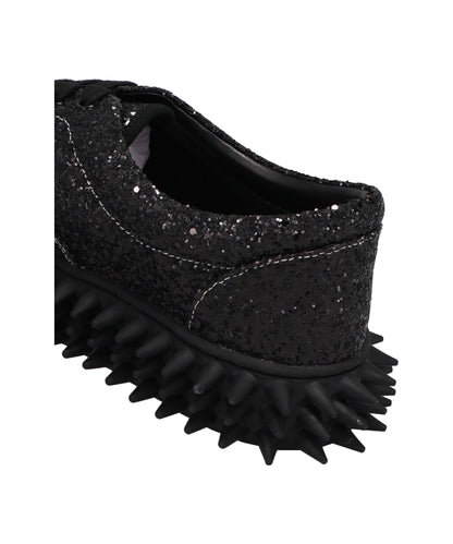 GLITTER SPIKE SNEAKER
