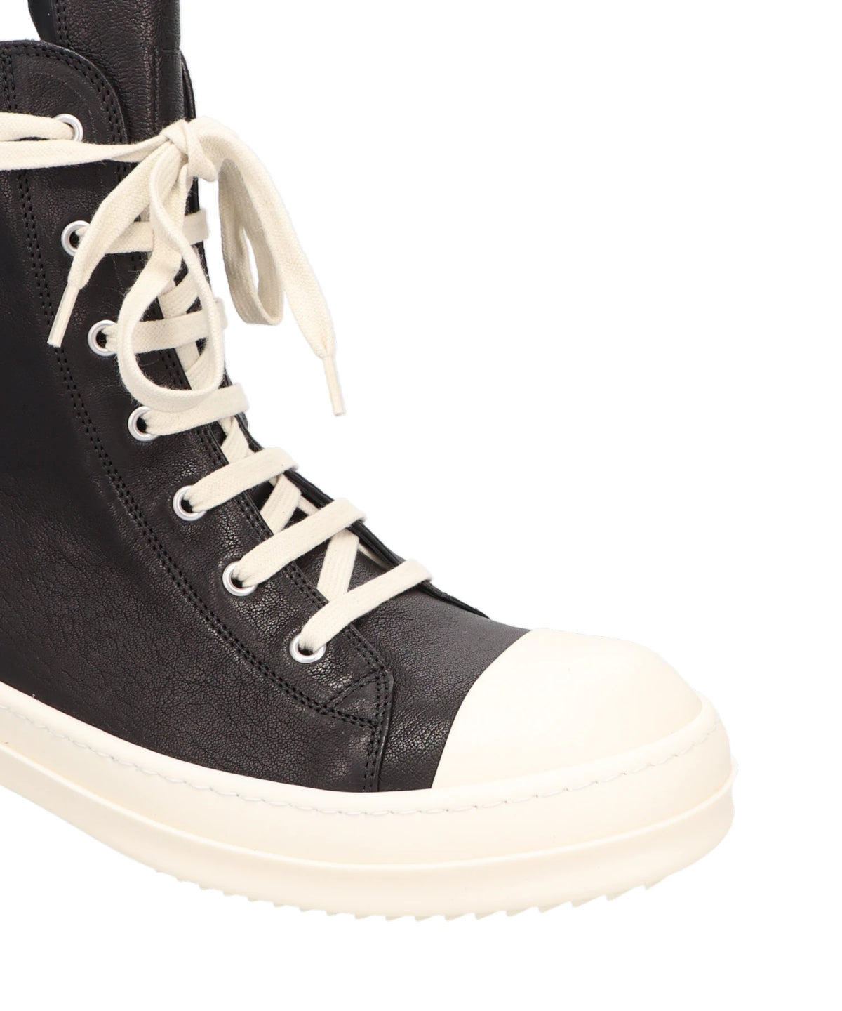 SNEAKS