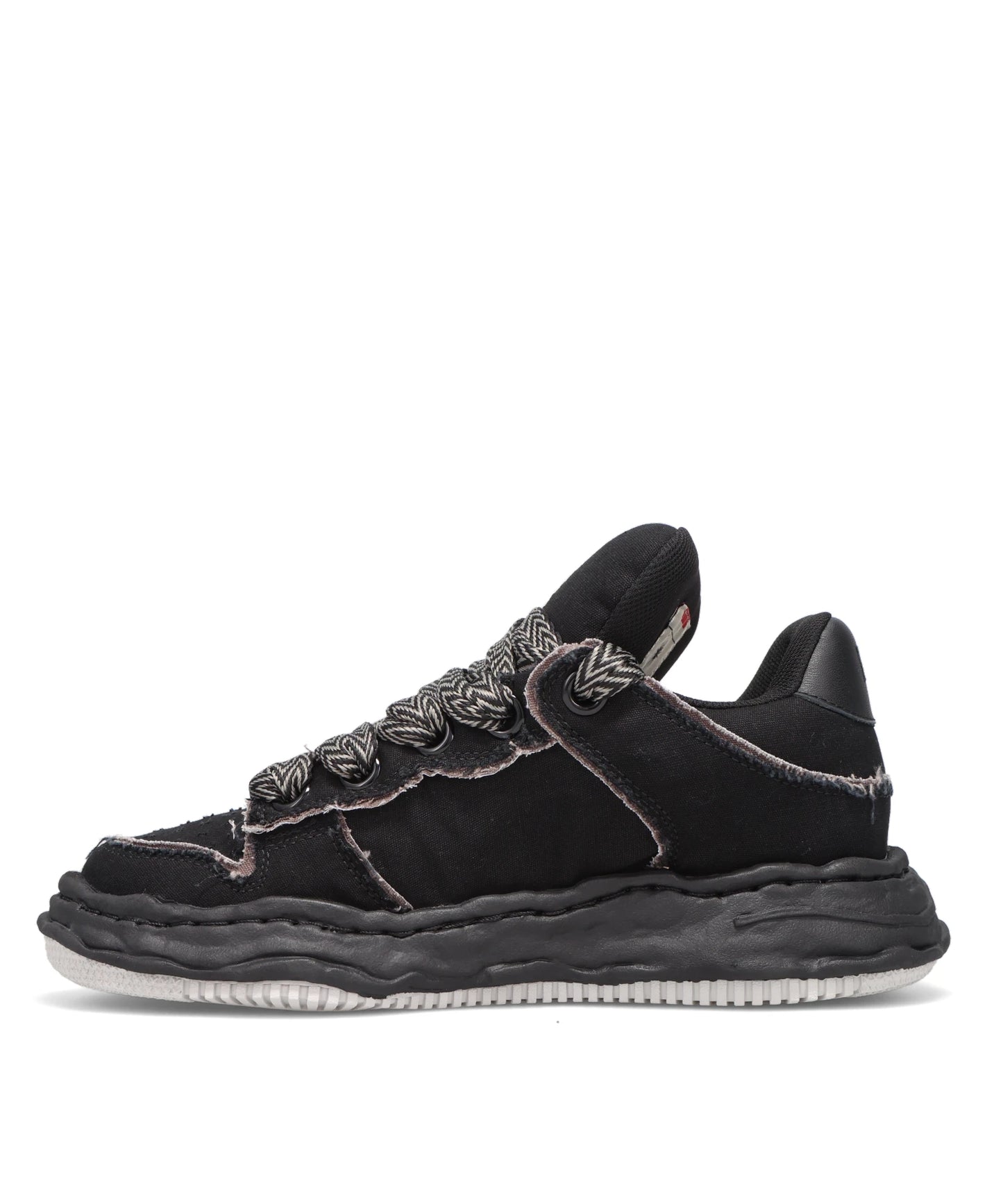 WAYNE PUFFER PATTERNED LACELOW-TOP SNEAKERS