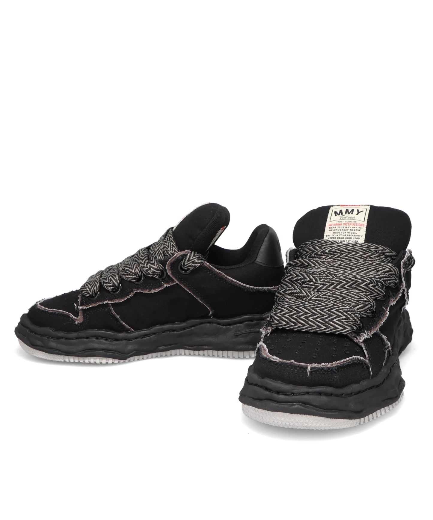 WAYNE PUFFER PATTERNED LACELOW-TOP SNEAKERS