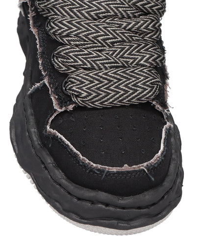 WAYNE PUFFER PATTERNED LACELOW-TOP SNEAKERS