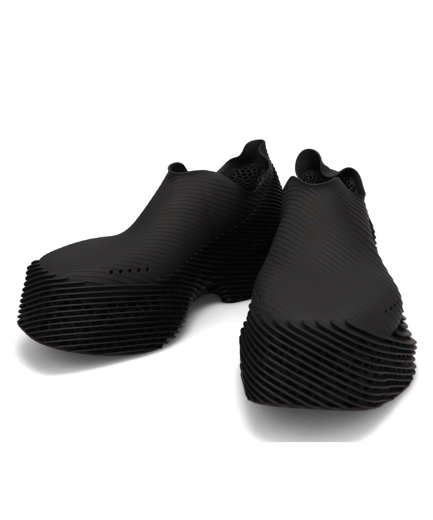 STRATUM RUNNER CHARCOAL