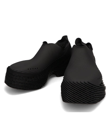 STRATUM RUNNER CHARCOAL