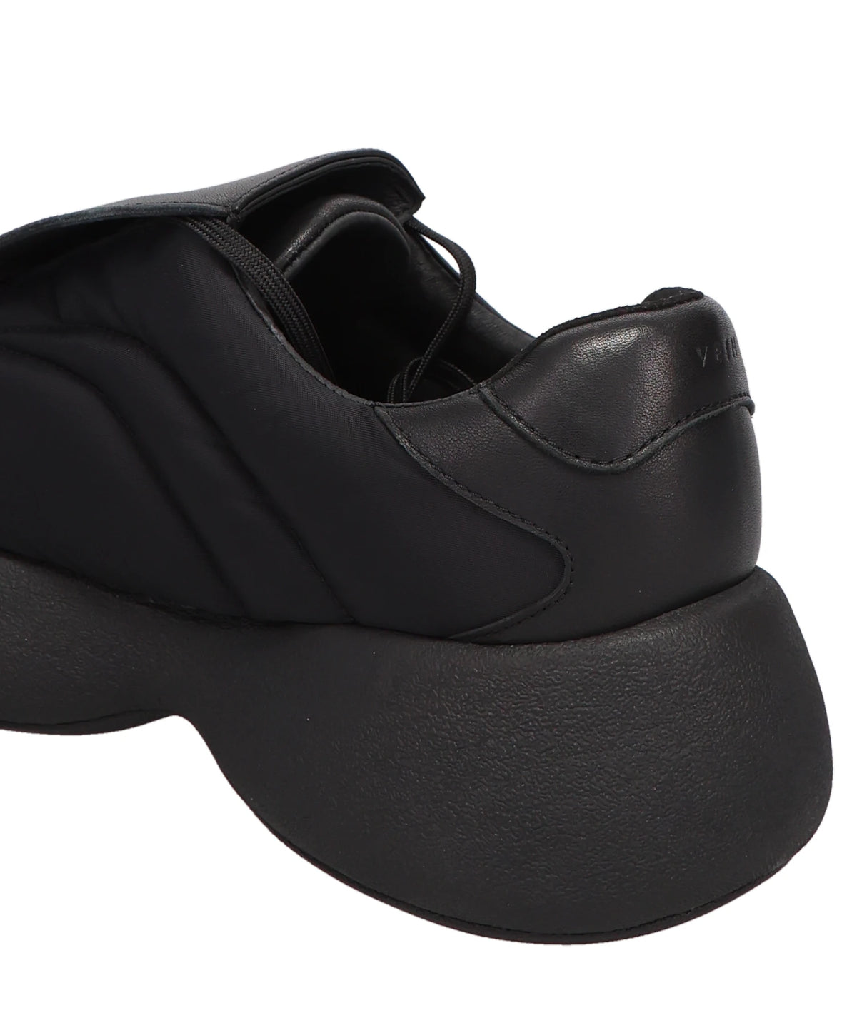 NY TWILL PUFFER CLEAT TRAINER