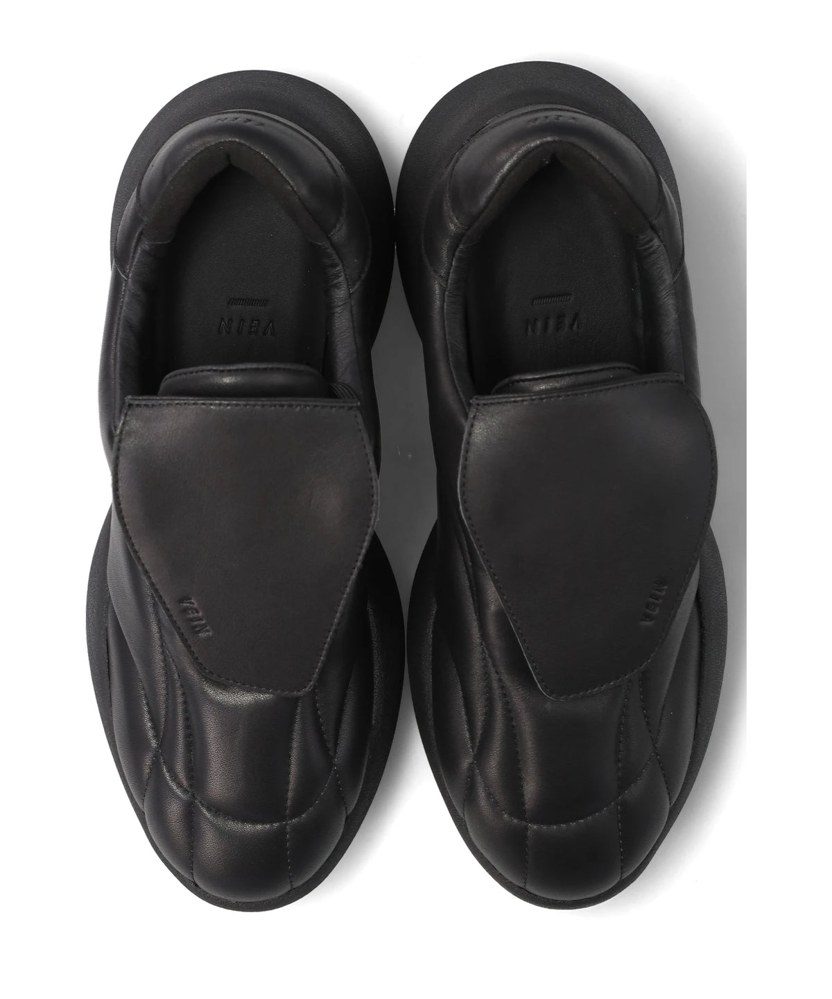 COW LEATHER PUFFER CLEAT TRAINER