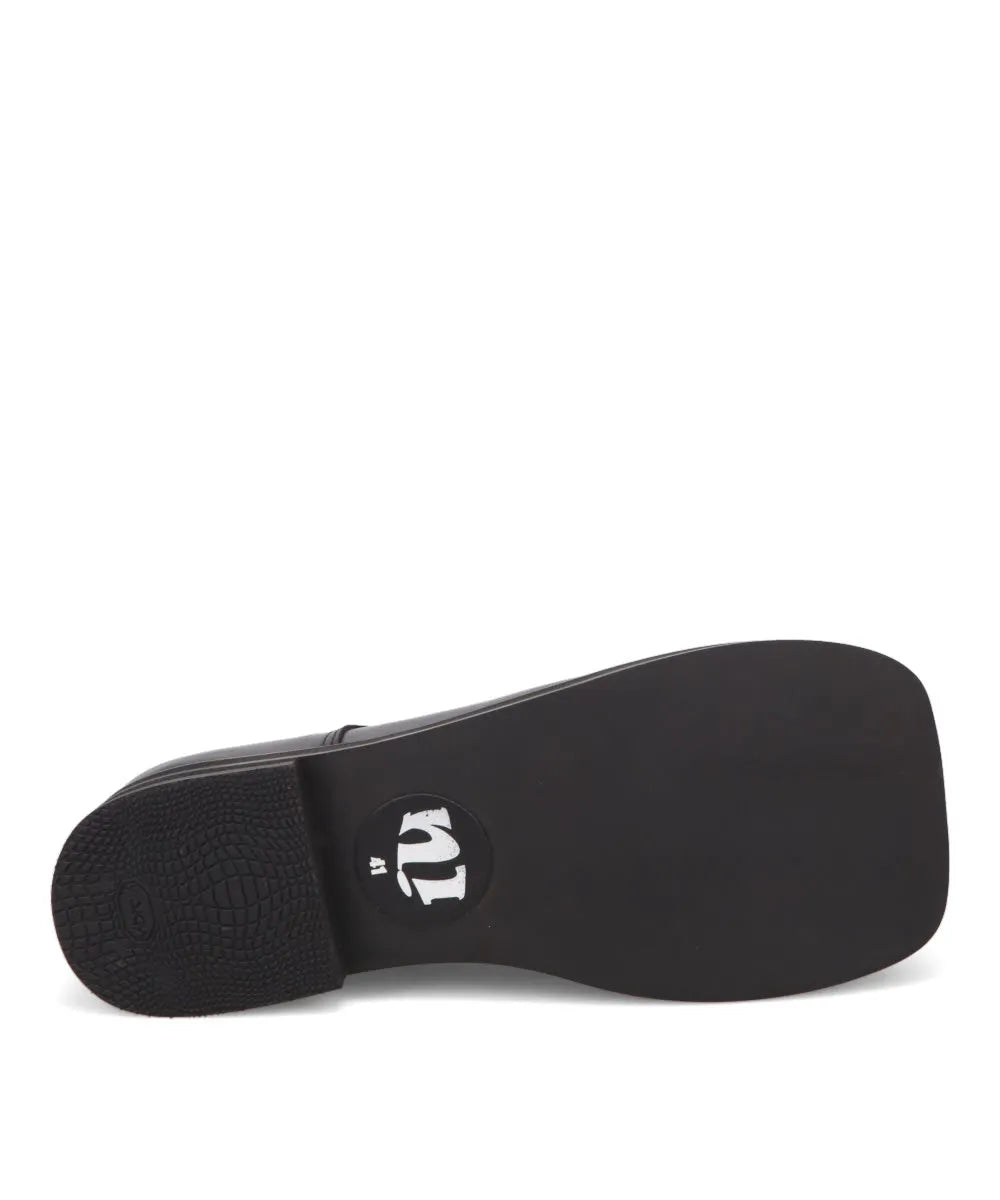 BIG FOOT SQUARE CORK DERBY