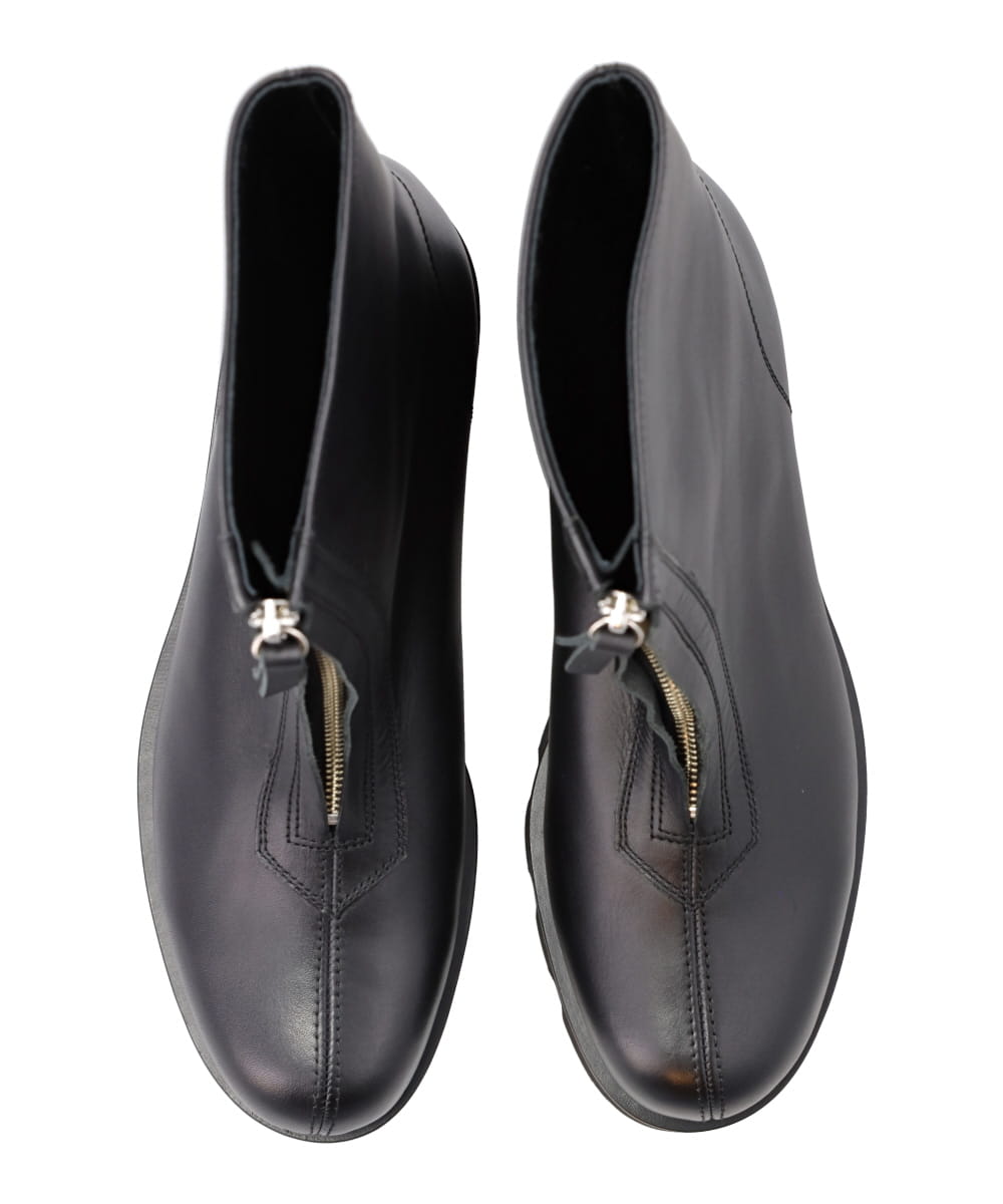 CENTER ZIP BOOTS WITH CHUNKY SOLE