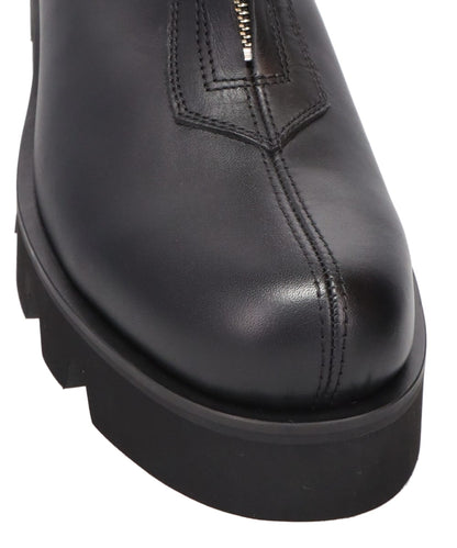 CENTER ZIP BOOTS WITH CHUNKY SOLE