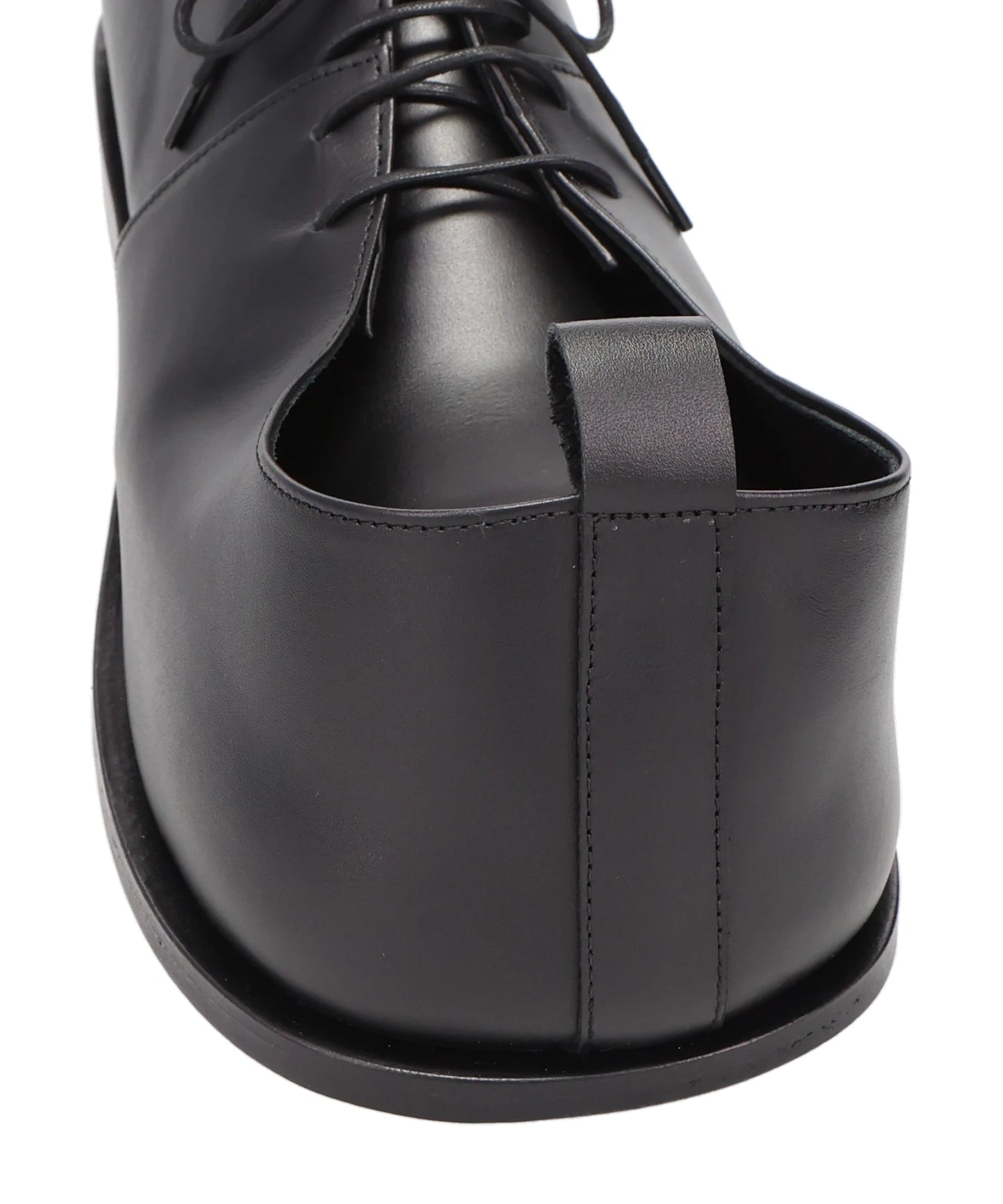 BIG FOOT SYMMETRICAL DERBY