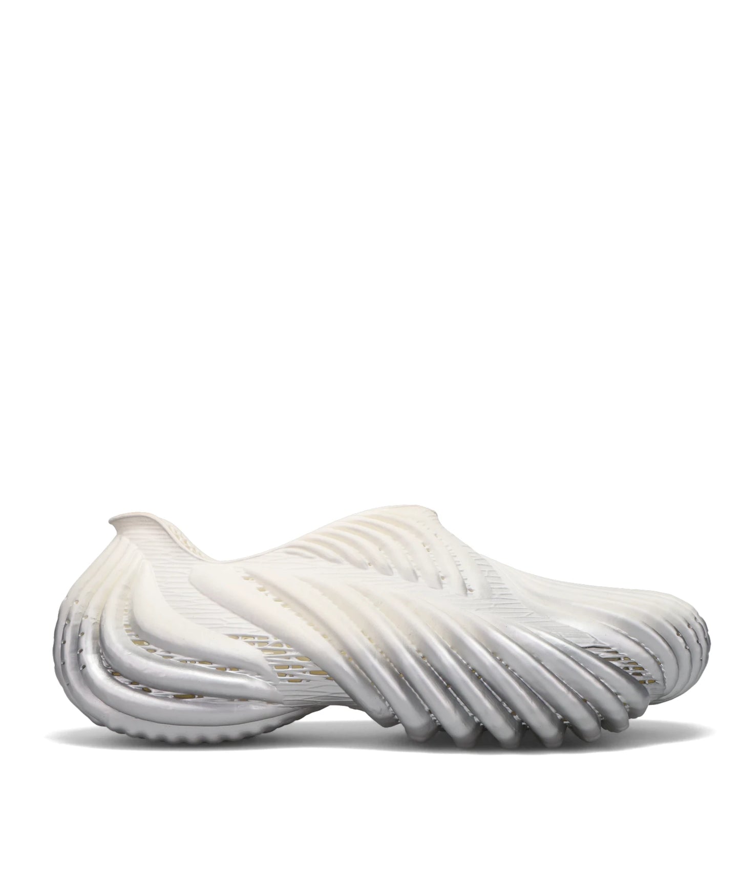 ALIVEFORM(アライブフォーム)ARMIS LOW FROST ALLOY