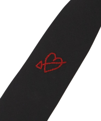 HEART EMBROIDERED TIE