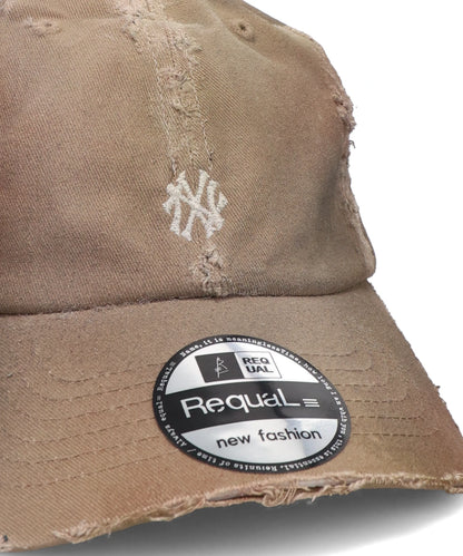 DAMAGE CAP WITH YANKEES