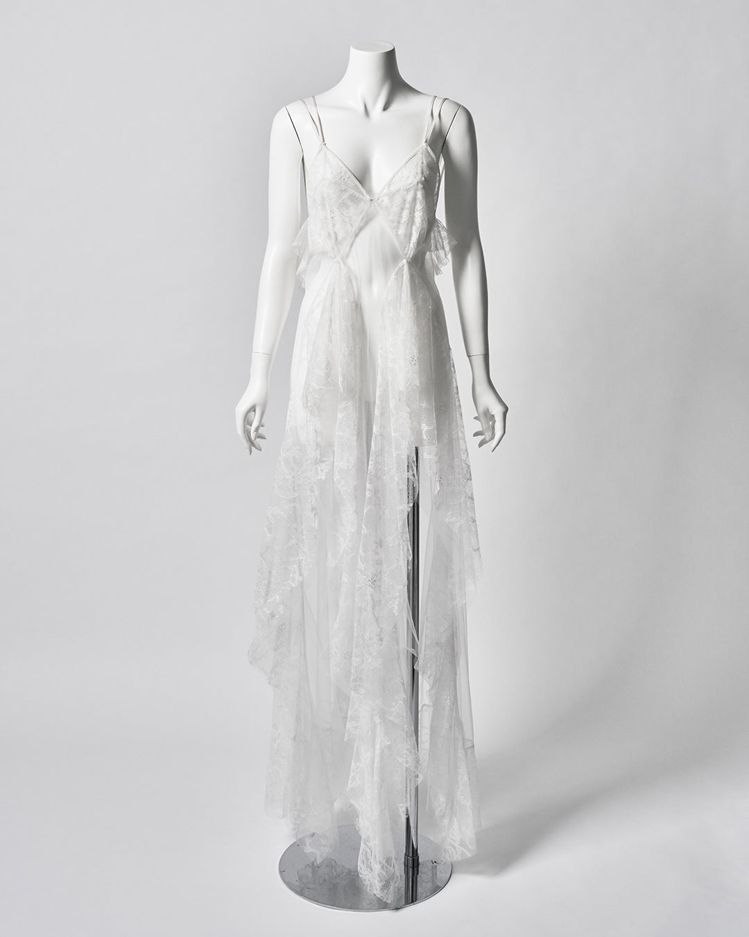 Designer:Emi Funayama