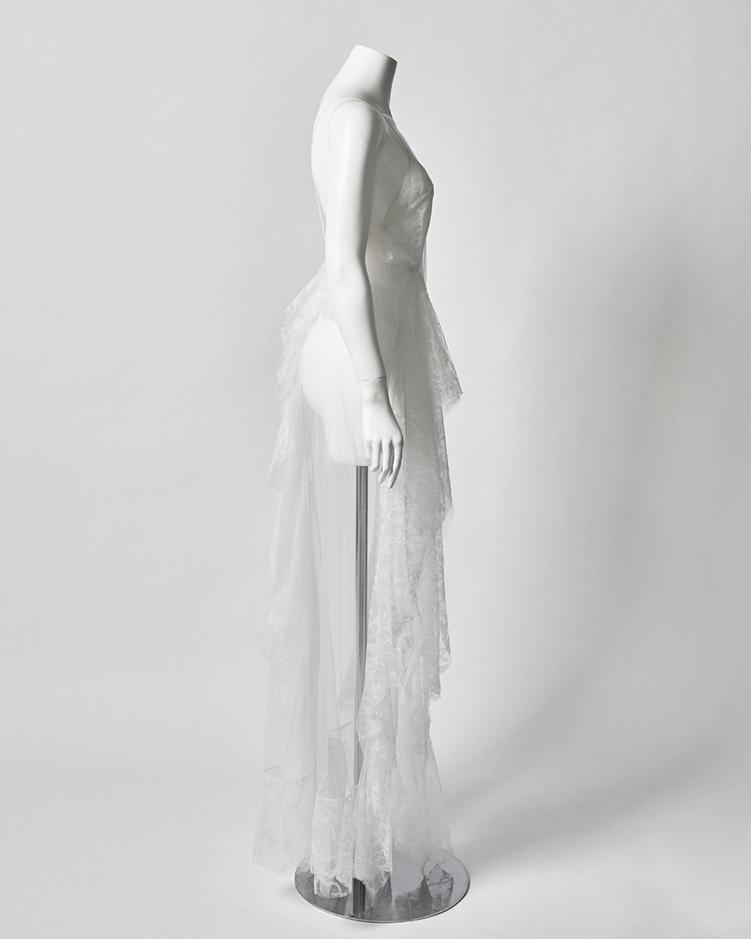 Designer:Emi Funayama
