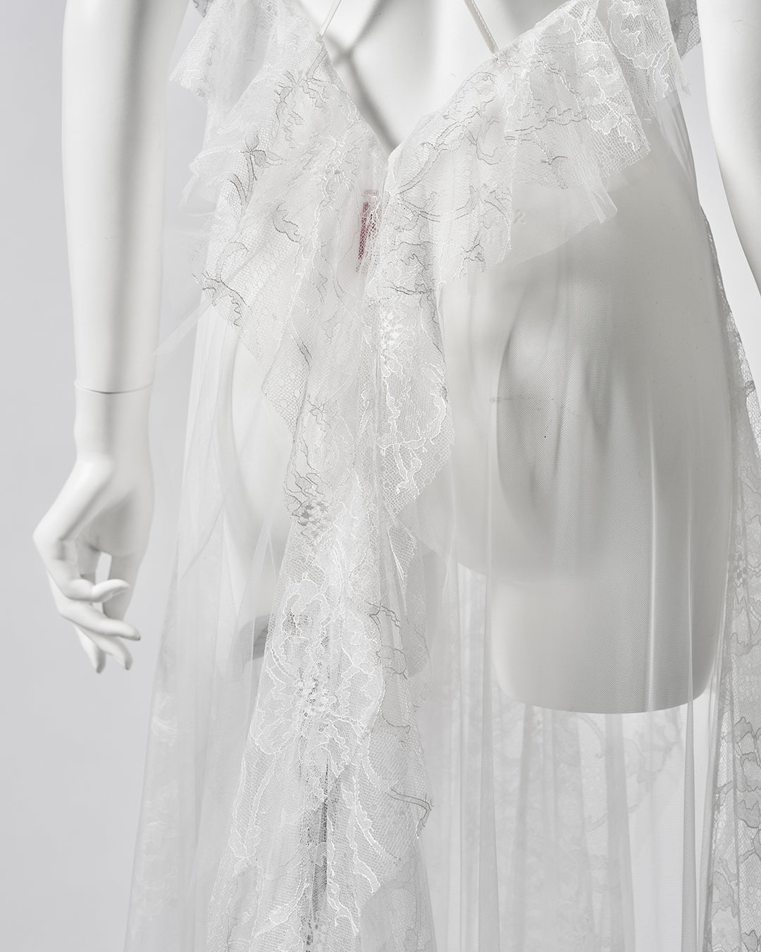 Designer:Emi Funayama