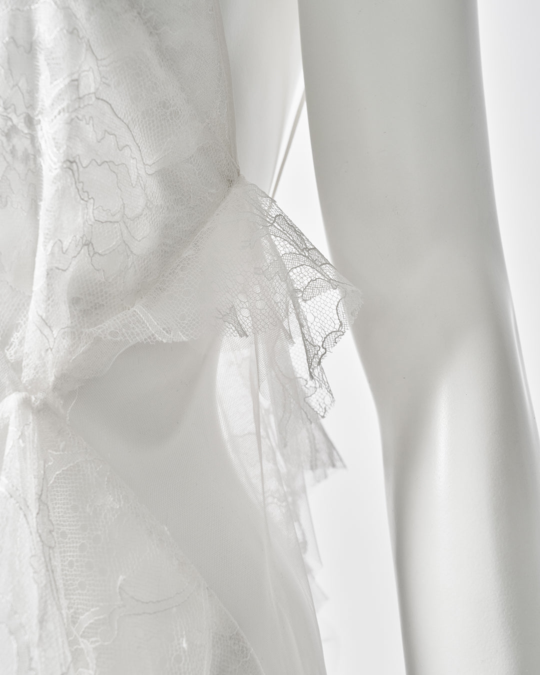 Designer:Emi Funayama