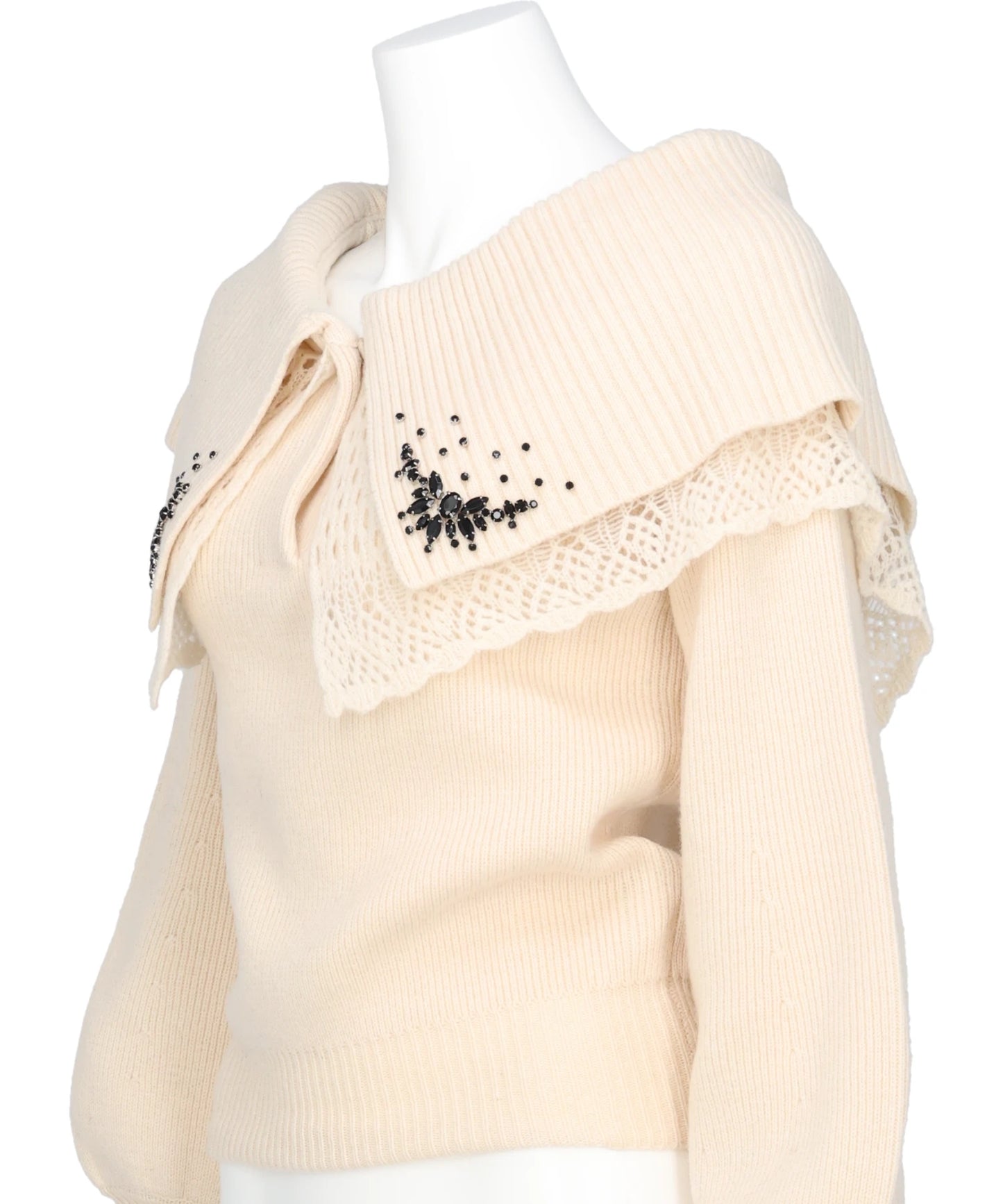 BIJOU TIARA OFF SHOULDER KNIT