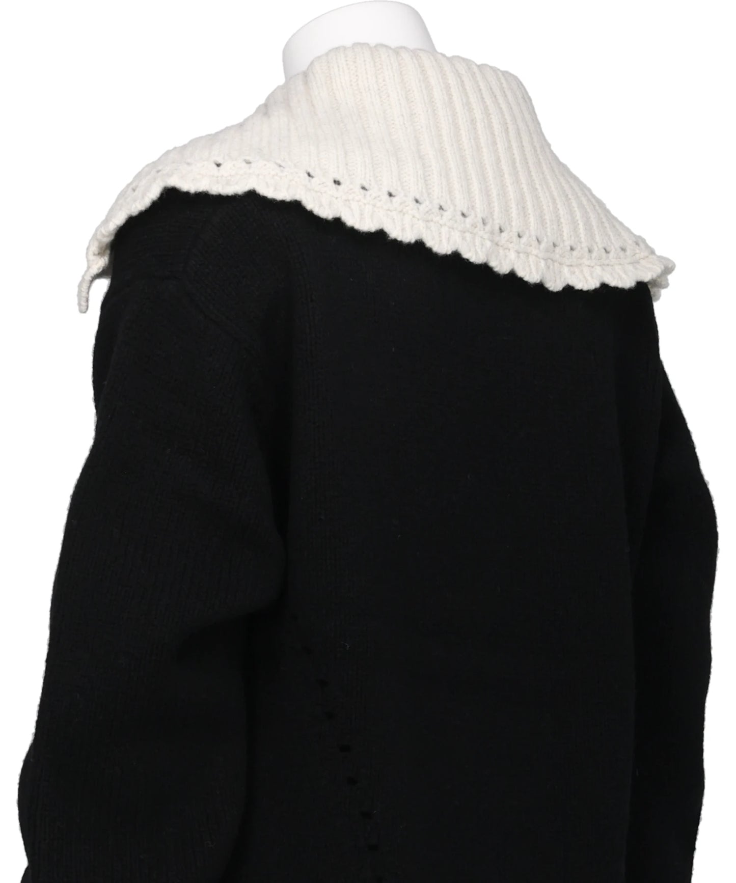 BIG COLLAR KNIT PULLOVER
