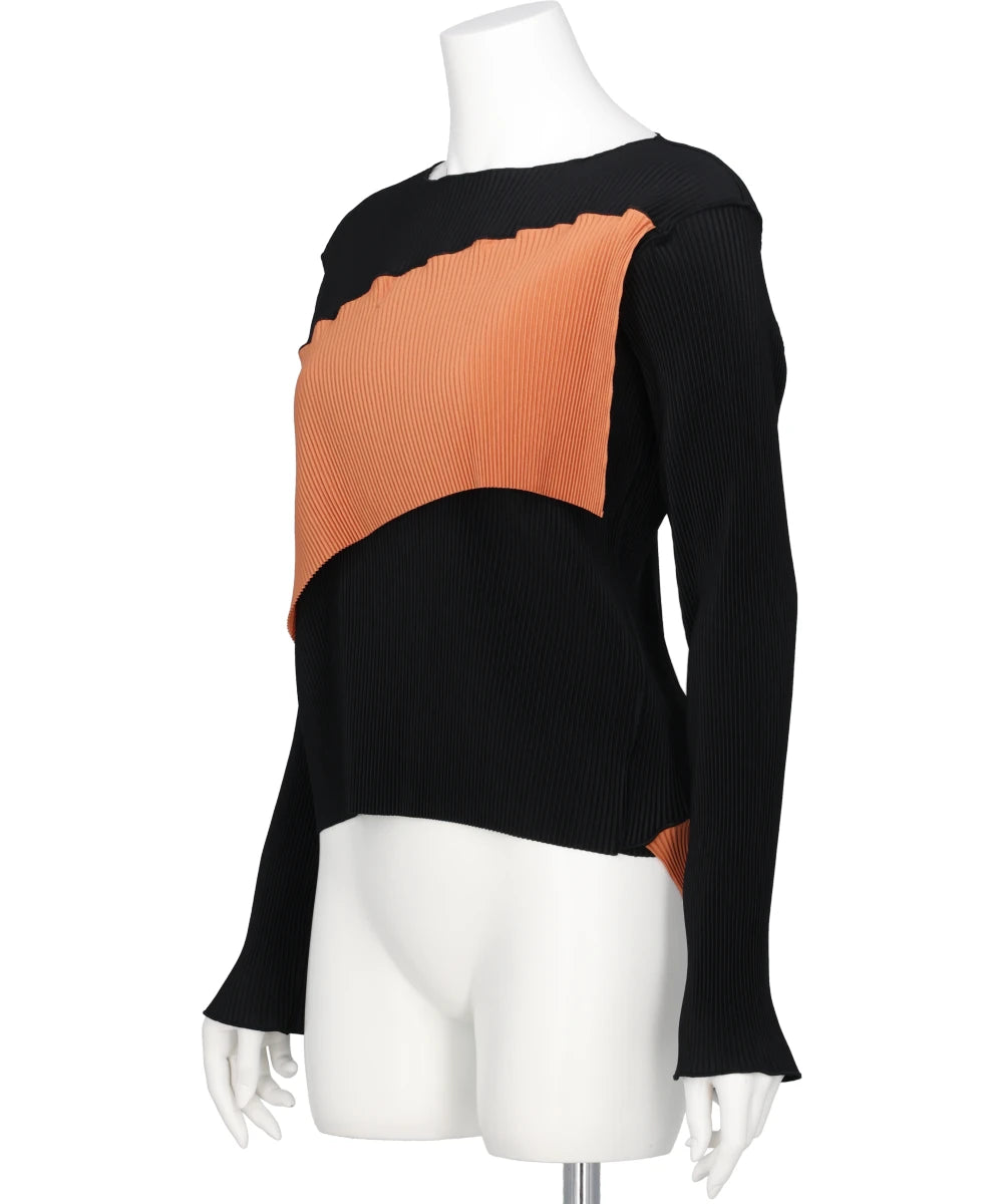 SPIRAL WAVE LONG SLEEVE TOP