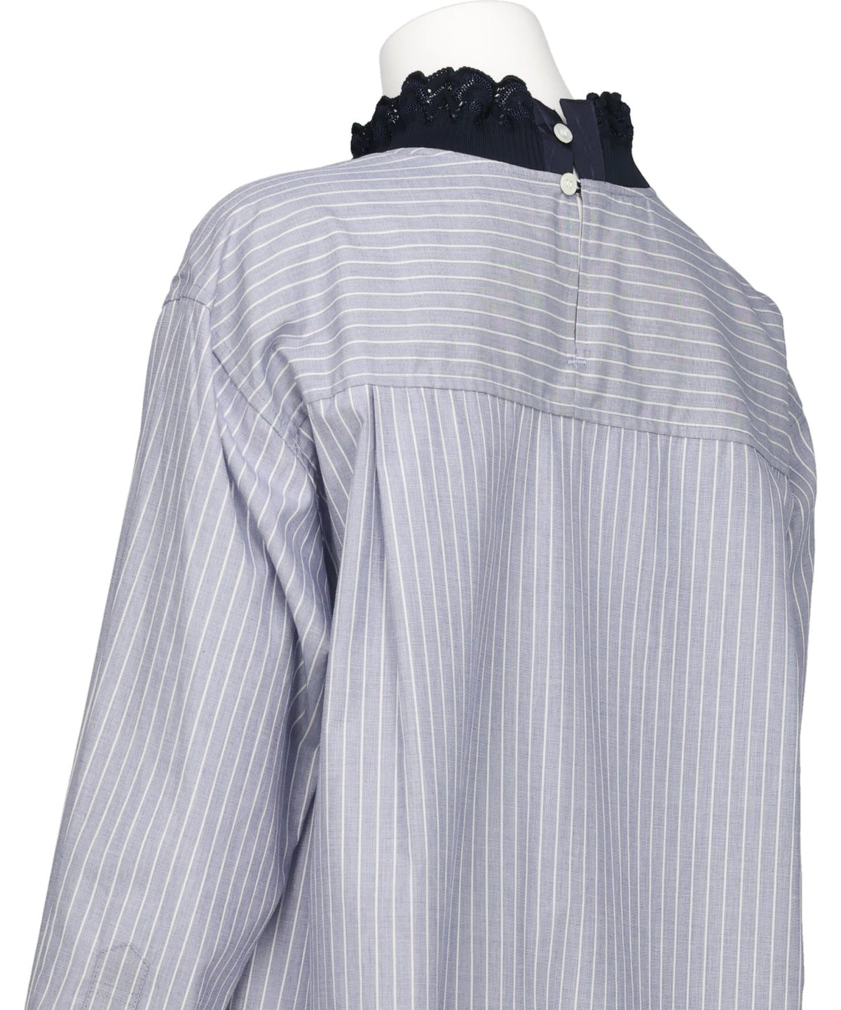 SCALLOP FRAME PULLOVER