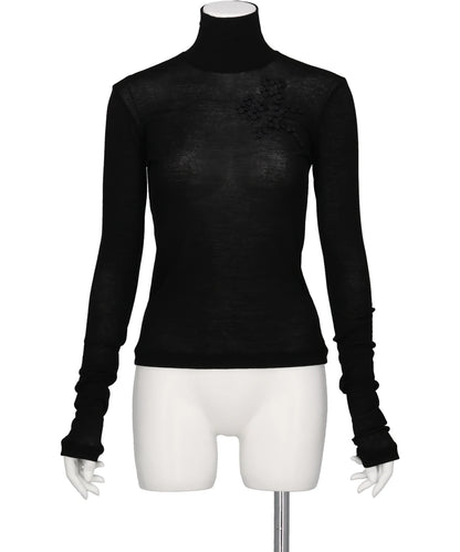 RIV NOBUHIKO(リブ ノブヒコ)CELIA HIGH NECK EMBROIDERY TOP