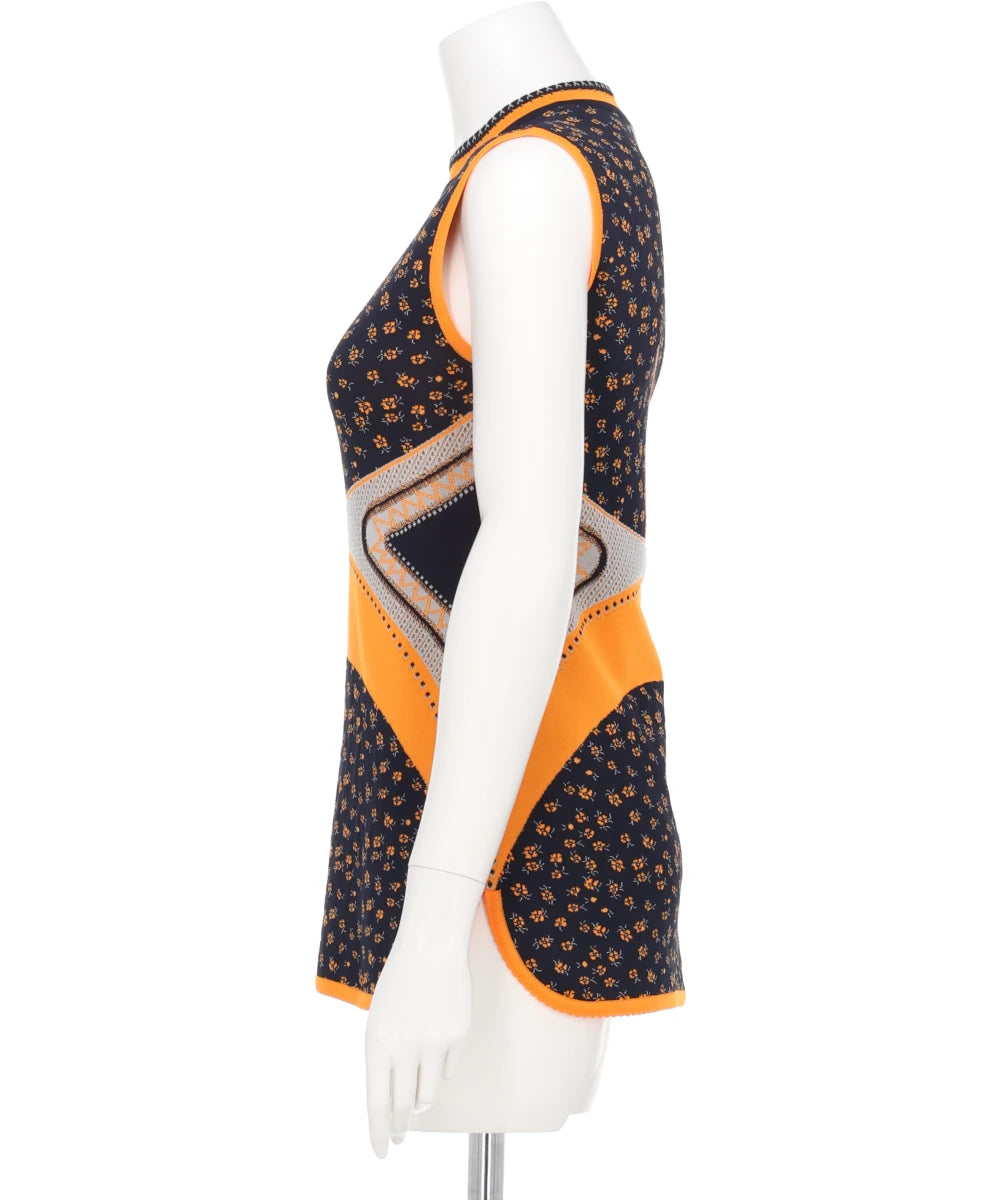 FLORAL JACQUARD SLEEVELESS KNITTED TOP – MIDWEST ONLINE STORE FLORAL JACQUARD SLEEVELESS KNITTED TOP – MIDWEST ONLINE STORE