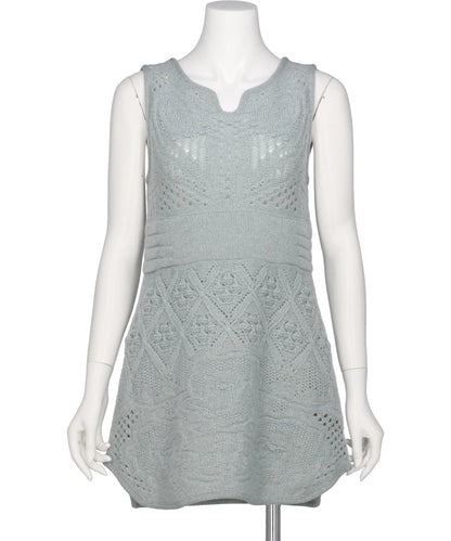MULTI PATTERN LOW GAUGE KNITTEDSLEEVELESS TOP