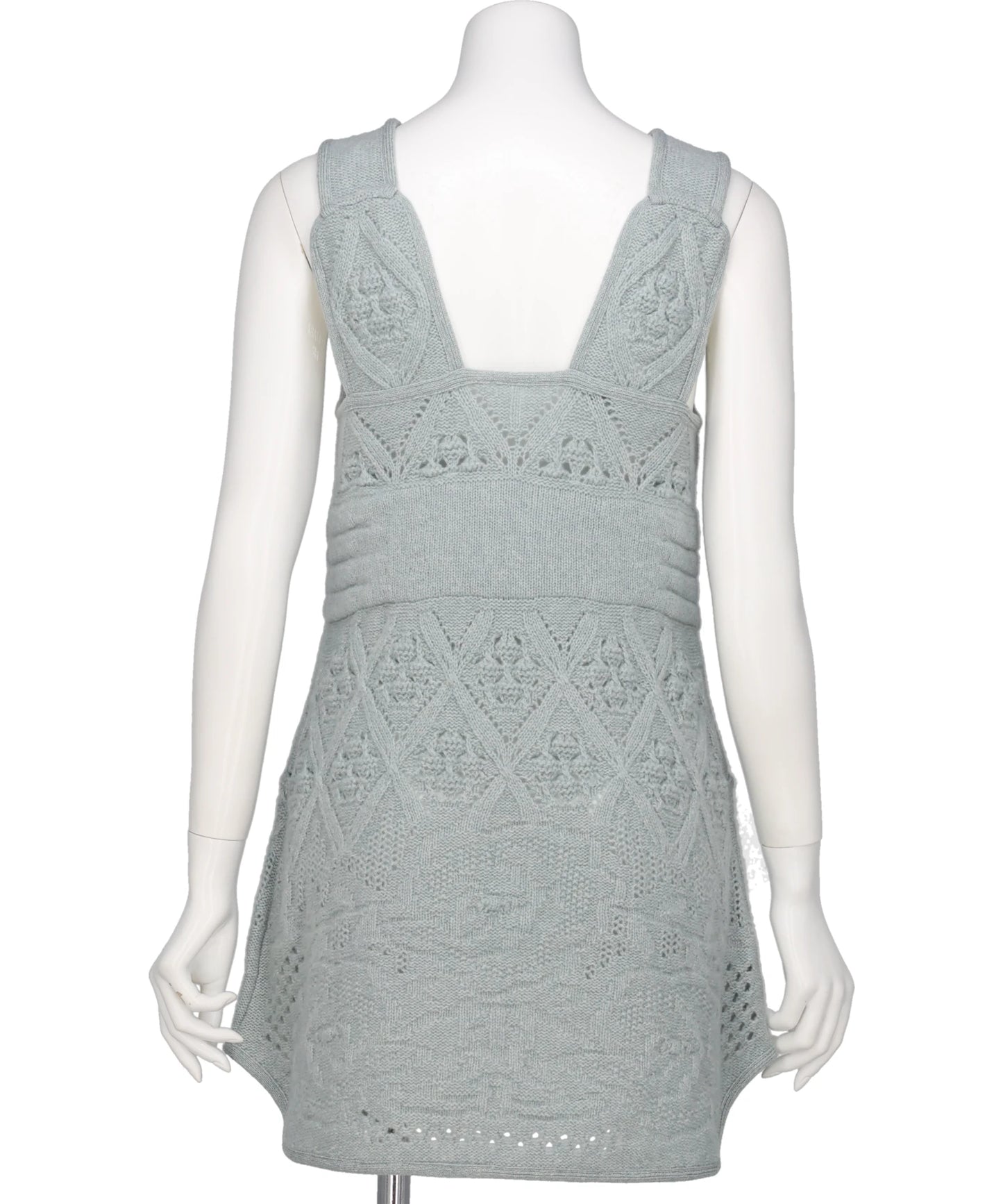 MULTI PATTERN LOW GAUGE KNITTEDSLEEVELESS TOP